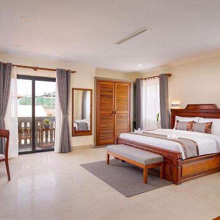 Mony Reach Angkor Hotel Siem Reap Exteriör bild
