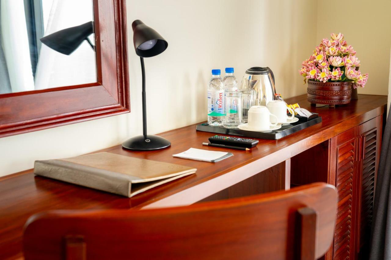 Mony Reach Angkor Hotel Siem Reap Exteriör bild
