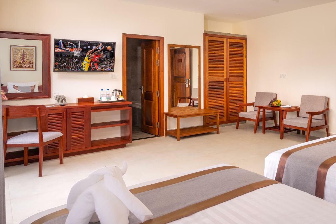 Mony Reach Angkor Hotel Siem Reap Exteriör bild