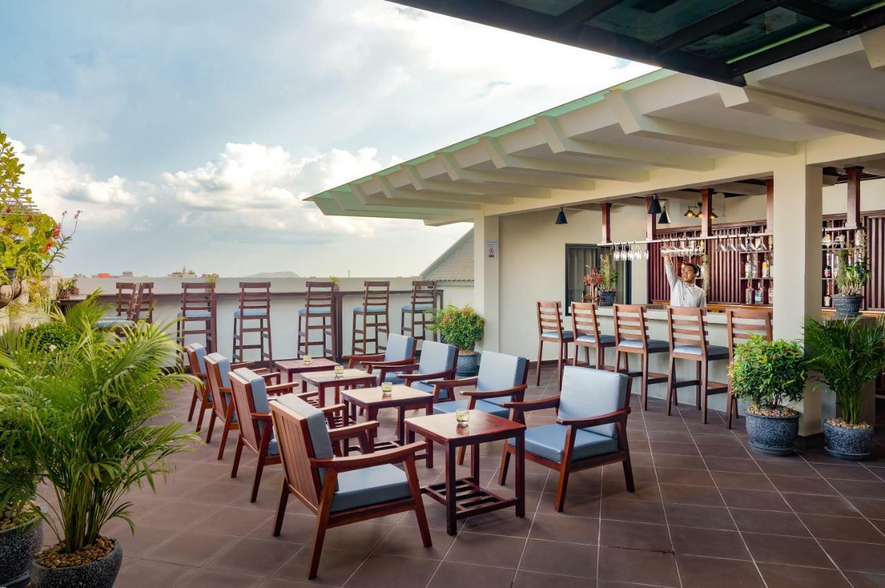 Mony Reach Angkor Hotel Siem Reap Exteriör bild