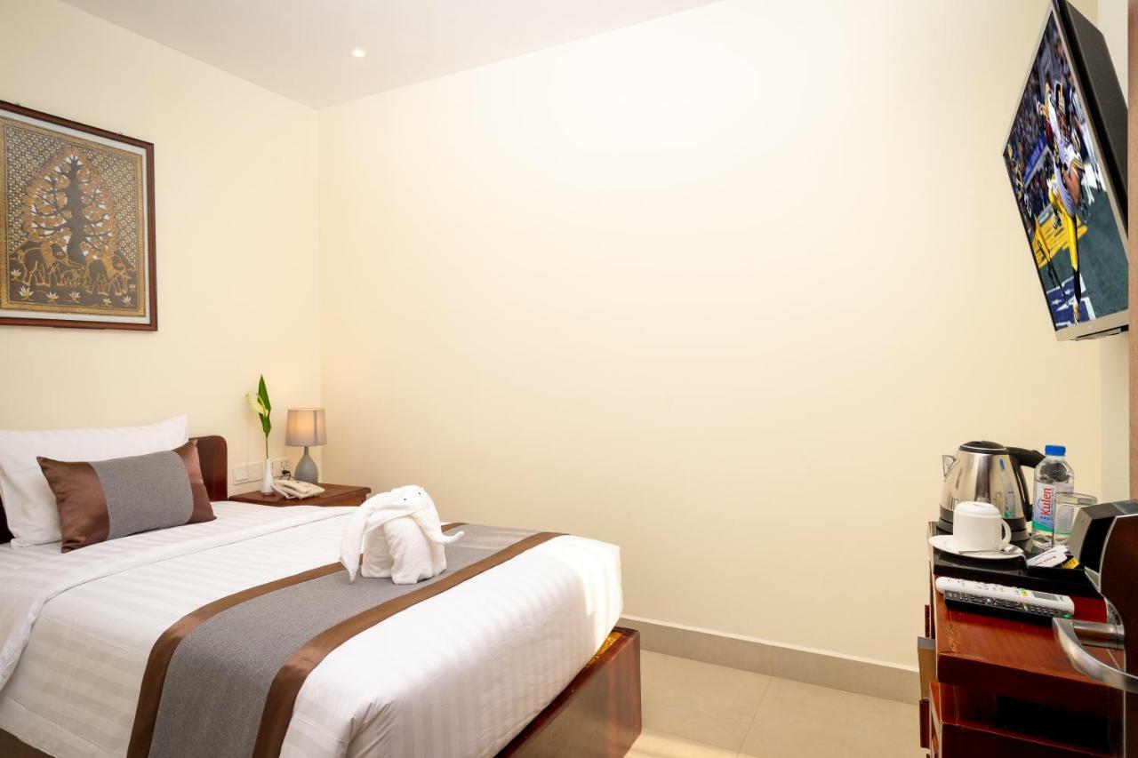Mony Reach Angkor Hotel Siem Reap Exteriör bild